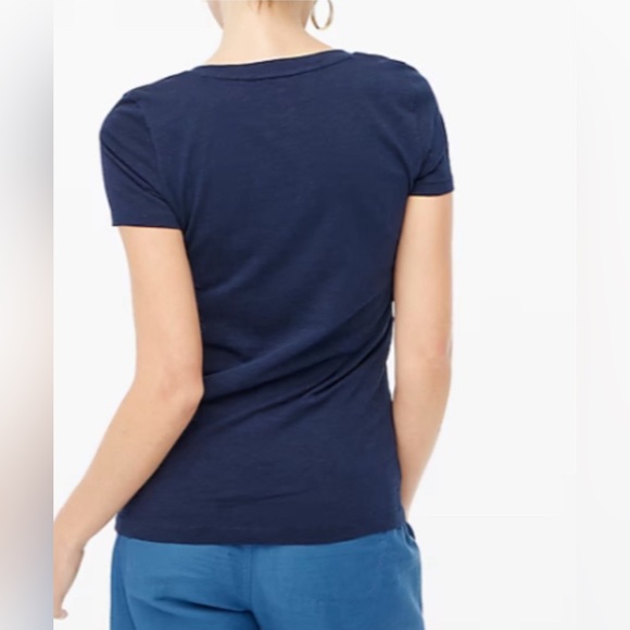 Like New!!! J. Crew Women’s V-neck Vintage Slub Cotton Tee | Large | Navy - Picture 2 of 2